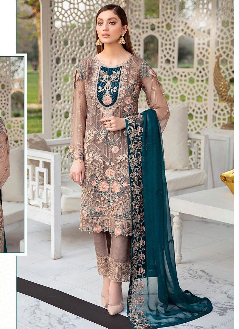 SHREE FABS HIT Designer Pakistani Style Latest Fancy Festive Wear Georgette Heavy Worked Pakistani Salwar Kameez Collection